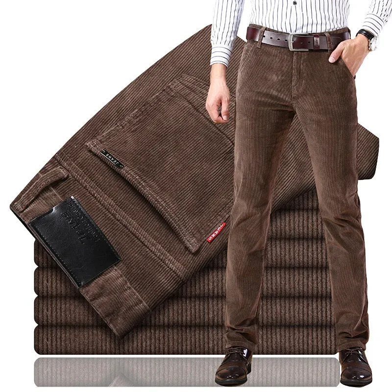 2023 Pantalon d'automne de printemps Pantalon décontracté en velours droit de jambe droite en vrac pour l'hiver épais Velvet chaud long pour les