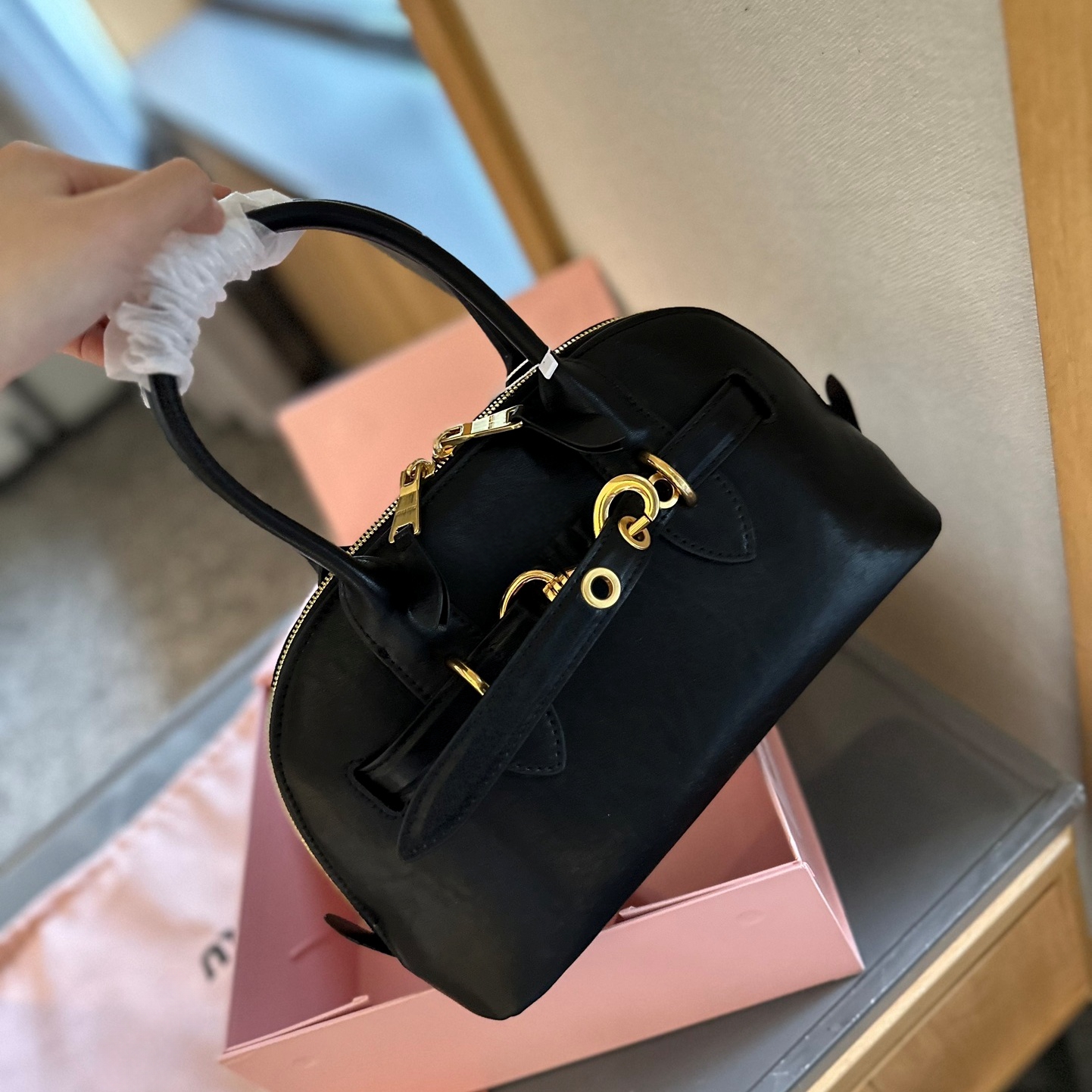 3Size Designer shoulder bag Aventure Nappa leather Shell tote bag strap Luxury Womens Men hand bag Top handle pochette purse wallet crossbody mini c