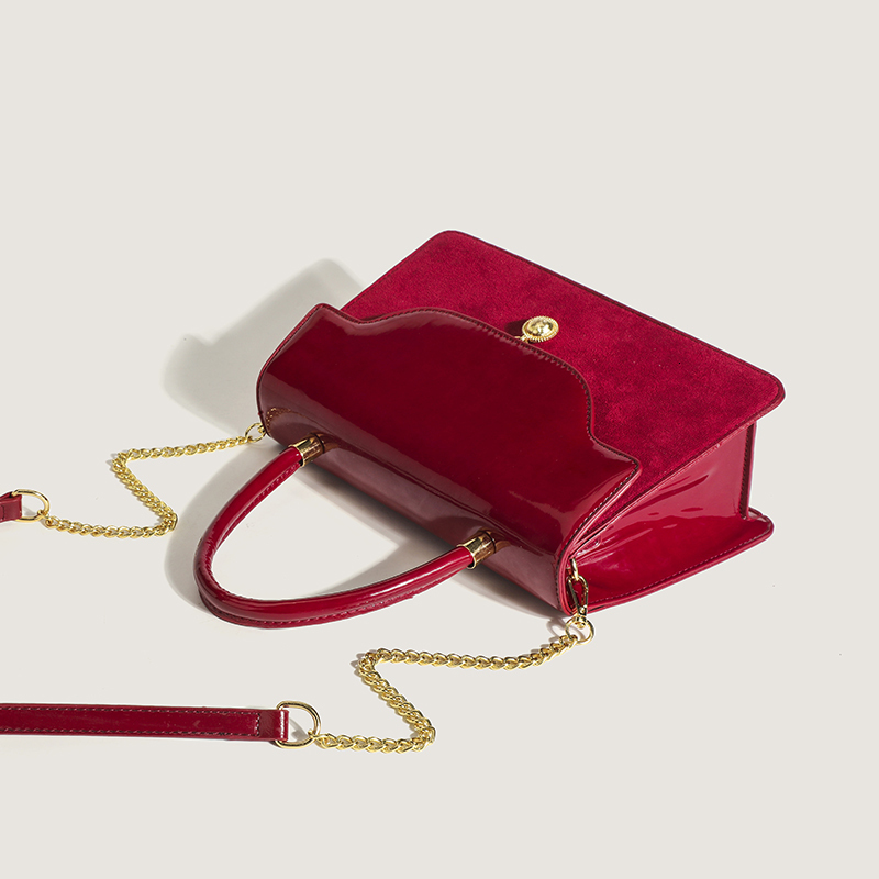 trend new model French women s niche red handbag designer light luxury fashion bag high end texture single wrap shoulder slanted bridal wedding bag