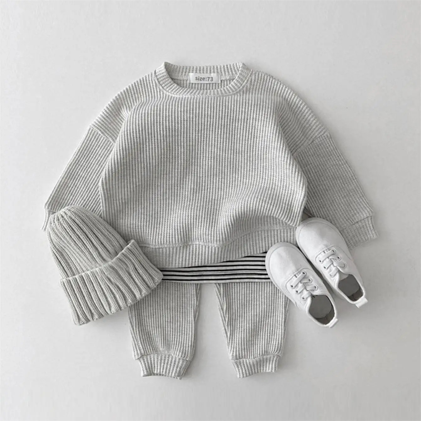 Ensembles de vêtements de bébé coréens Waffle Cotton Kids Boys Garçons Girls Vêtements Spring Automne Loose Tracksuit Pullovers Toppants 2PCS 241
