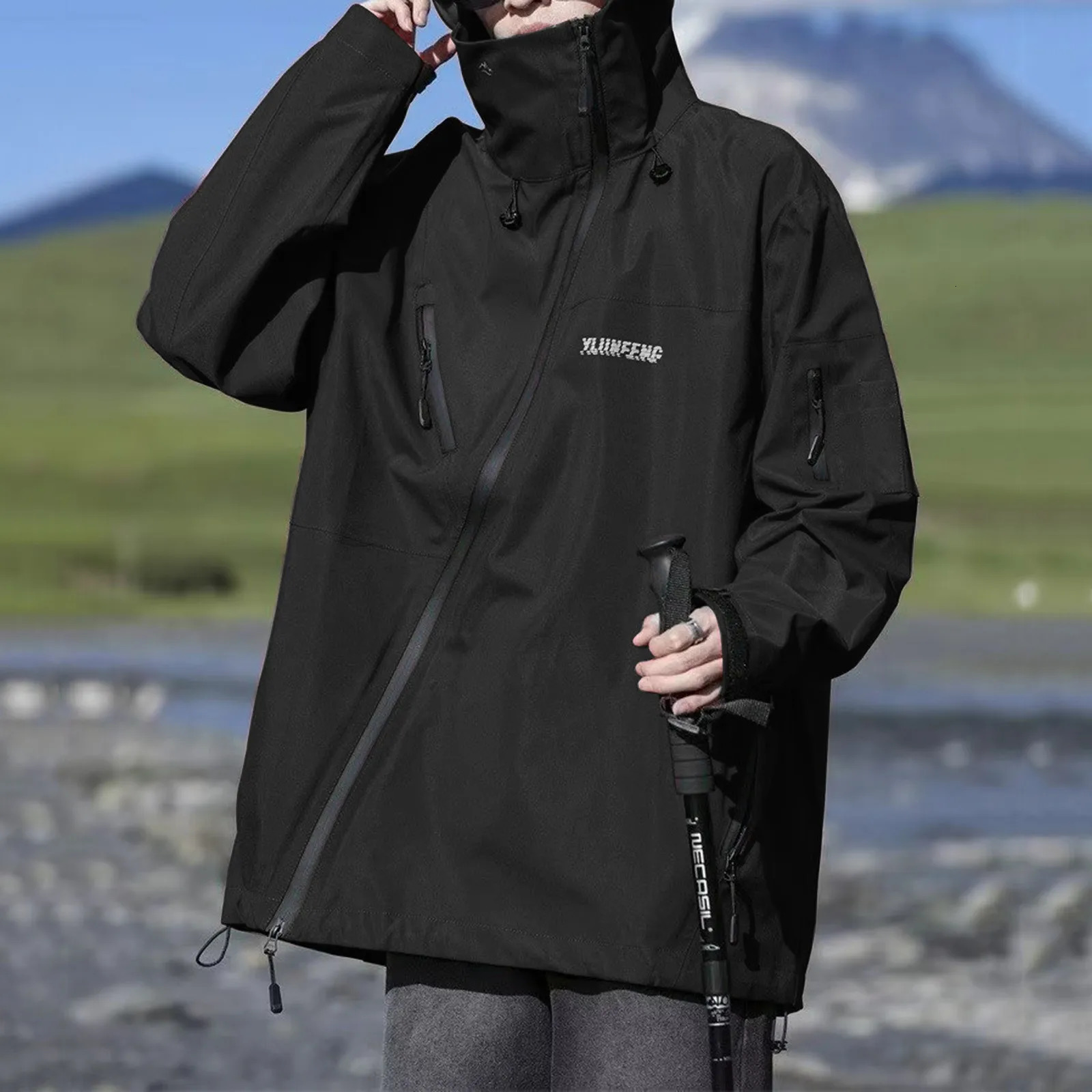 MenS Autumn And Winter Simple Lightweight Coat Top Jacket MenWomen Outdoor Waterproof Windproof Hooded Windbreaker 241024