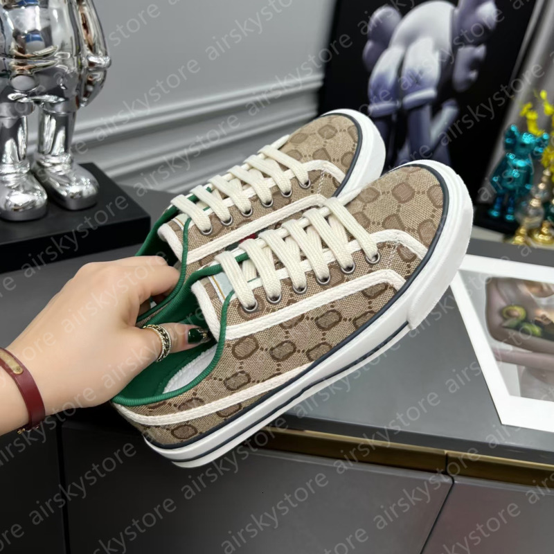 Designers shoes Tennis 1977 canvas Luxurys Shoe Beige Blue Washed Jacquard Denim Womens Mens Rubber Sole Embroidered Vintage Casual Sneakers size-image-996686273