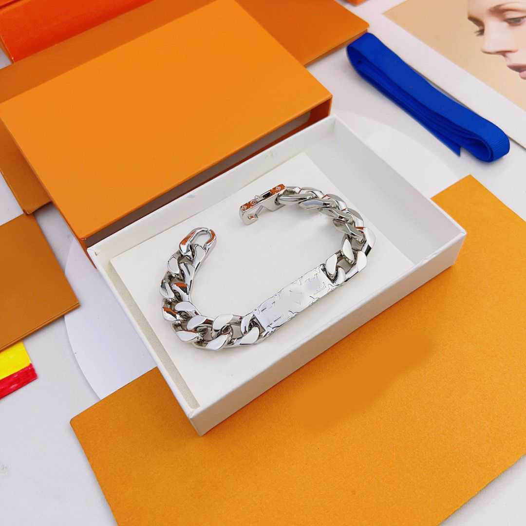 Classic Fashion Bangle Stainless Steel Bracelets Top Quality VL Gold Bracelet Brand Men Valentine S Gift Jewelry Designer Cuban Chain For Women Teac