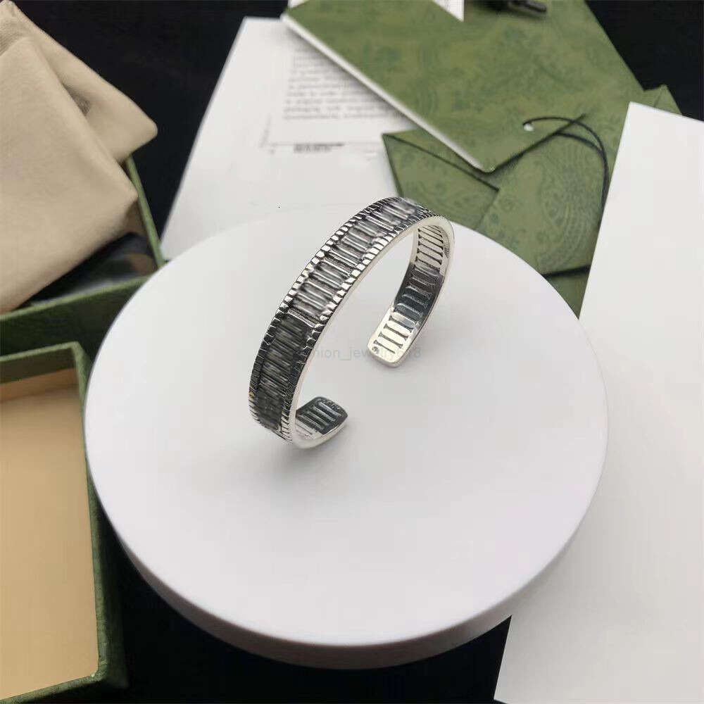 New Luxury Bangles Designer Bracelet Open Fashion Personality Bracelets High Stree Silver Plated Jewelry Supply