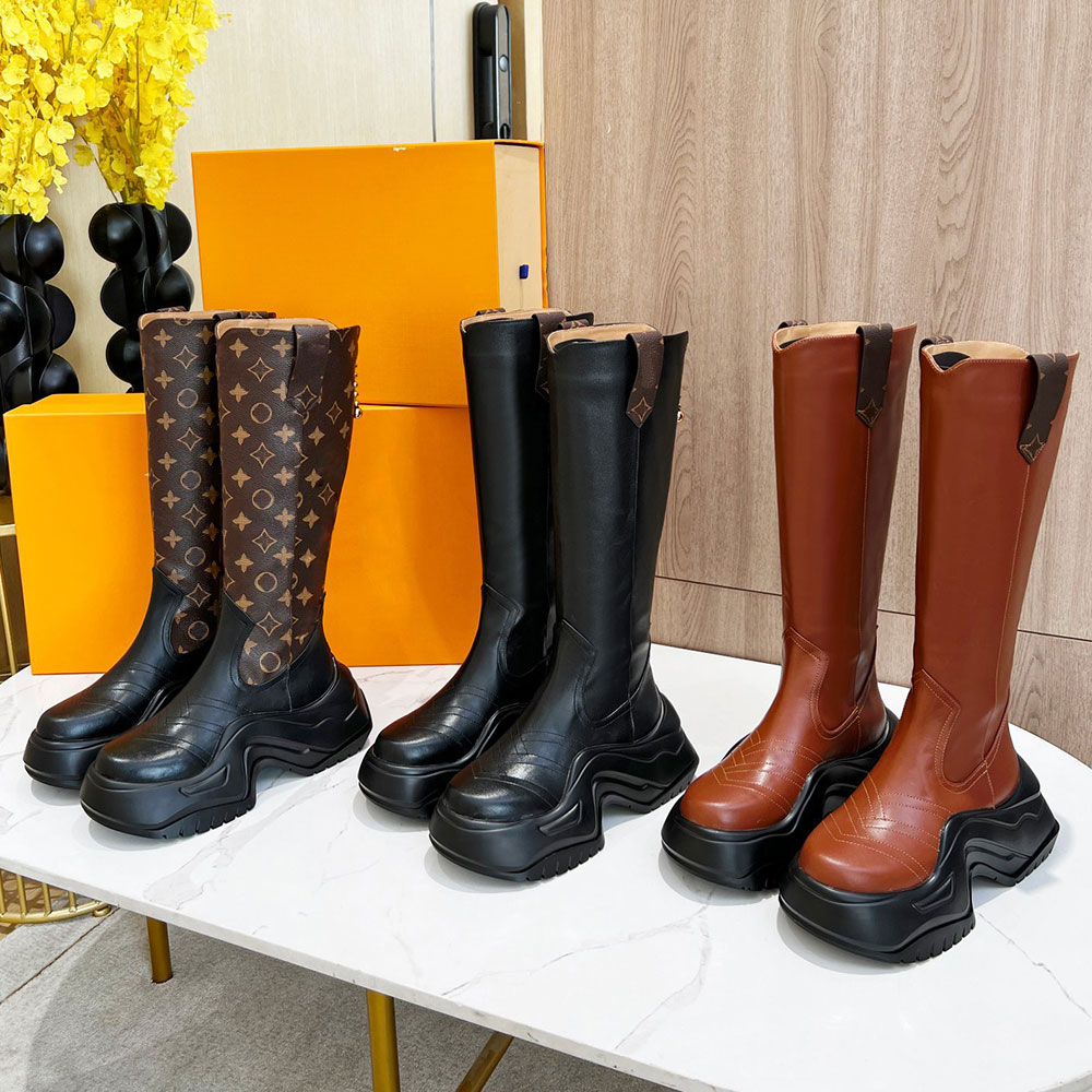 Zoom Platform High Boot archlight boots Calf leather boots womens designer boots long boots upper with brand logo oversized rubber sole Knee Boots f