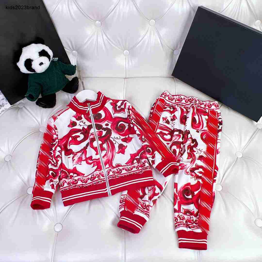 autumn suits for girl boy high quality kids Tracksuits Size 90-150 CM 2pcs Gradient red floral print design jacket and pants Sep01-image-900954387