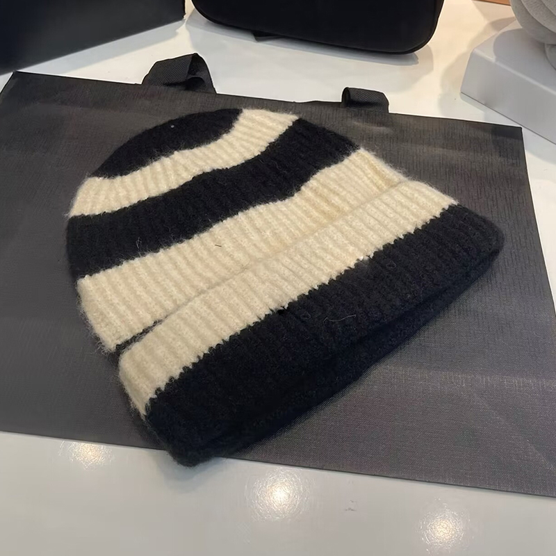 Fashion Designer Beanies for Women Men Couple Skull Caps Autumn Winter Warm Hats Gifts 24914 24920-image-902055191