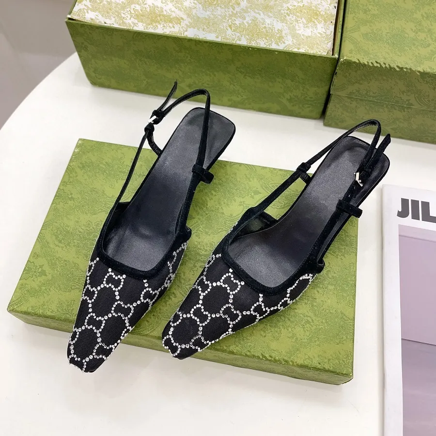 High a quality spring wedge Sandals Classics brand slippers summer flat sandals Fashion leather beach shoes without box
