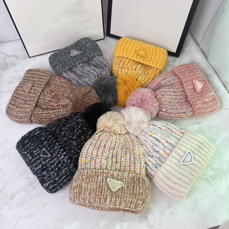 Designer Beanie Caps Women's Inverted Triangle Badge Wool Ball Knitted Hat Ear Protection Hat Winter hat Men's Outdoor Leisure Windproo