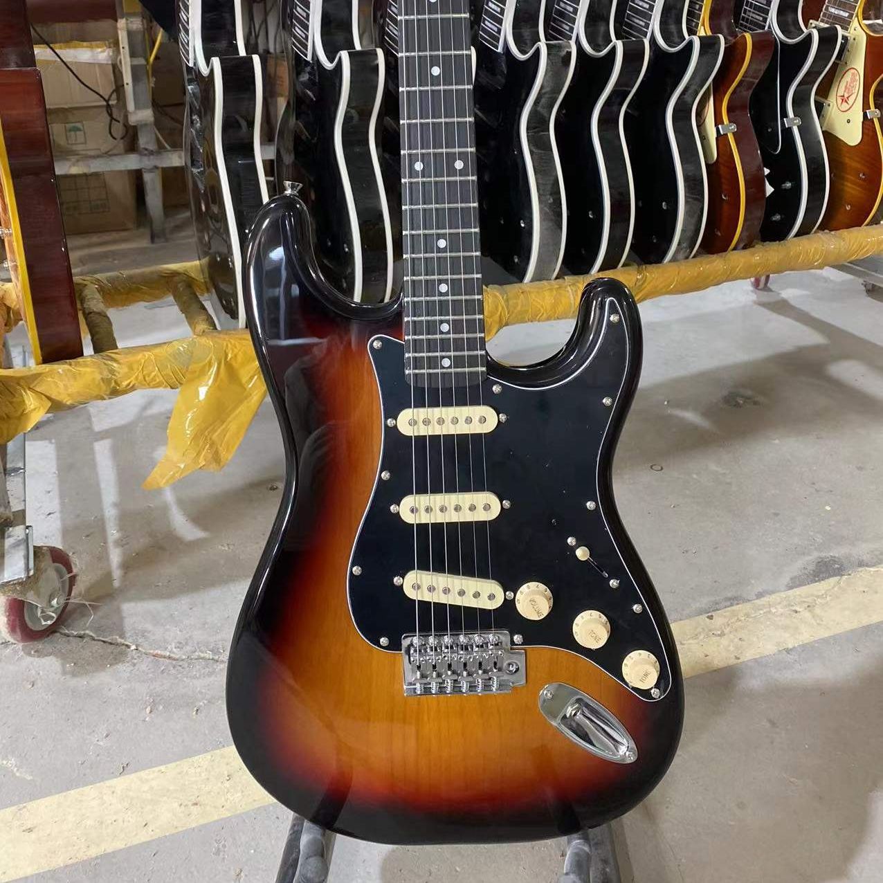 ST Version Electric Vintage Sunburst Color Elder Wood Body Black Pickguard Chrome Hardware High Quality Guitarar Free Shipping-image-902567517