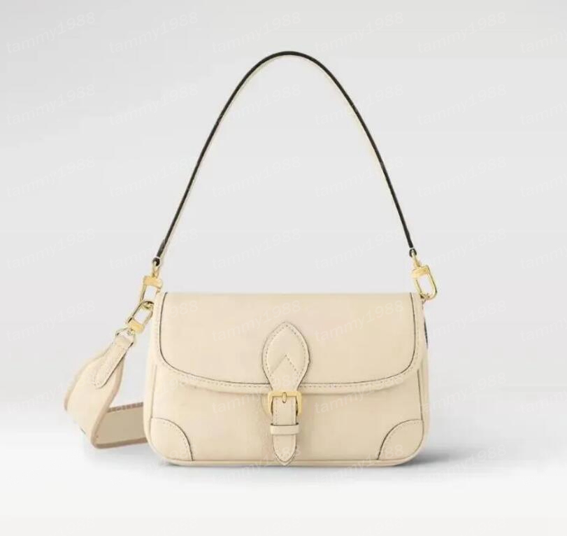 Sac à carabine Diane 10A avec bracelet de croix Jacquard Emed en cuir authentique Sacs à bandoulière vintage Cross Body Femmes Tote Messenger Han