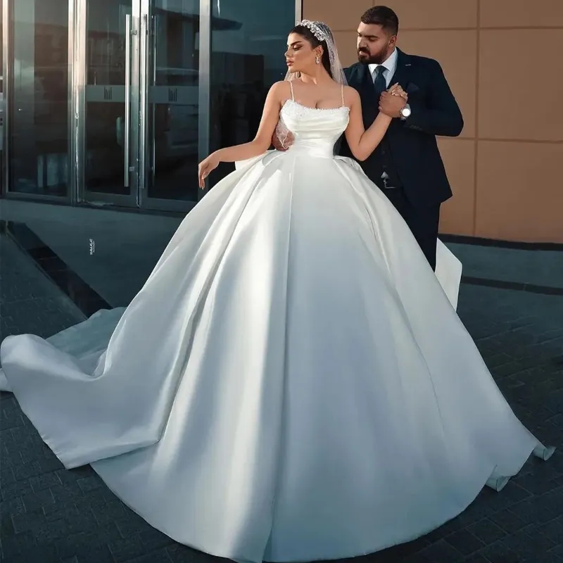 Robe de mariée trapèze blanche, bretelles Spaghetti, robe à perles, style Boho, en Satin, princesse, taille personnalisée 02