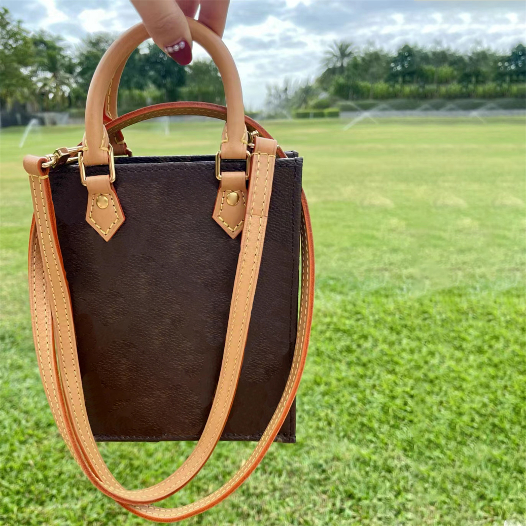 Sac de Shopping sacs à main pour femmes sacs à main de luxe mode sac à bandoulière rétro haute qualité plage coeur dame grande capacité