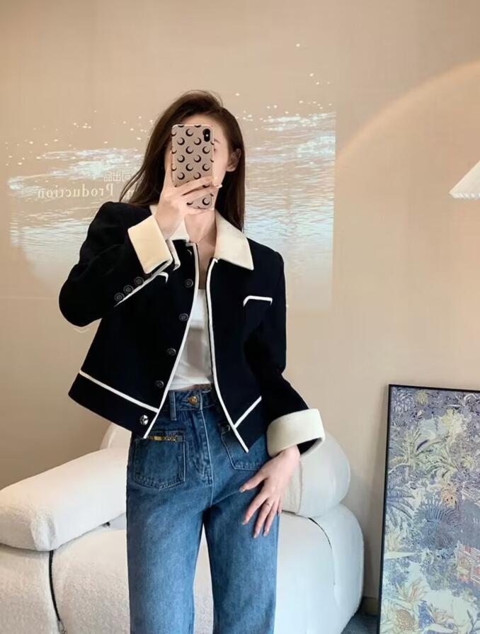 24SS nouvelle veste femme noir et blanc début de l'automne polos costume à revers veste courte en laine luxe métal boutonnage manches longues mod