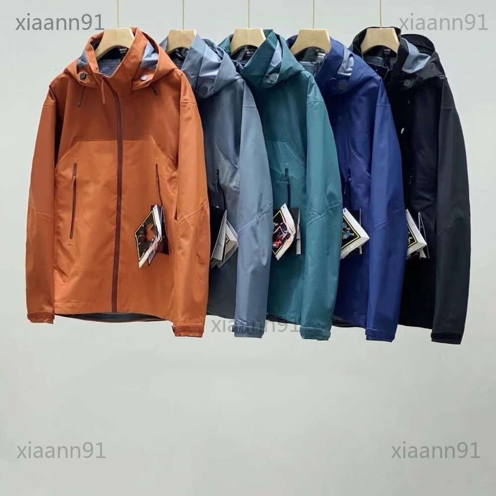 Designer Fashion Classic Arc Storm Jacket Lightweight Imperproof Puffir Veste Mens Femmes Breffable Veste hiver