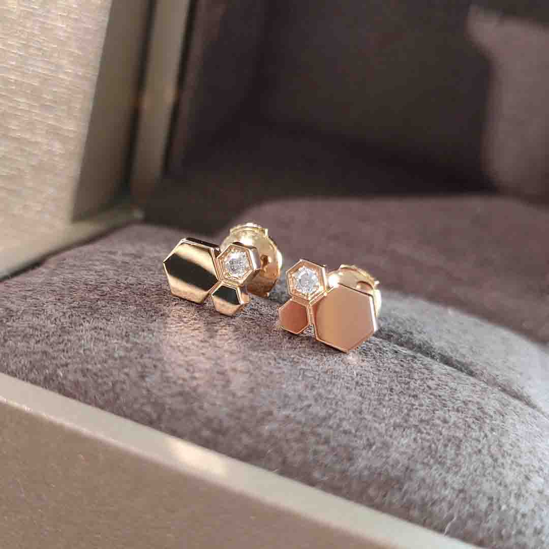 2023 Luxury quality charm stud earring with diamond in two colors plated have stamp box special design PS4506A