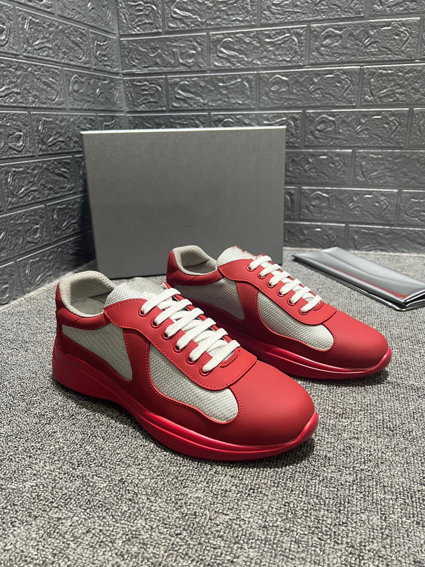 Systeme Glossy leather sneakers combine Bike fabric and suede elements America&#039;s Cup casual shoes with box-image-906216678