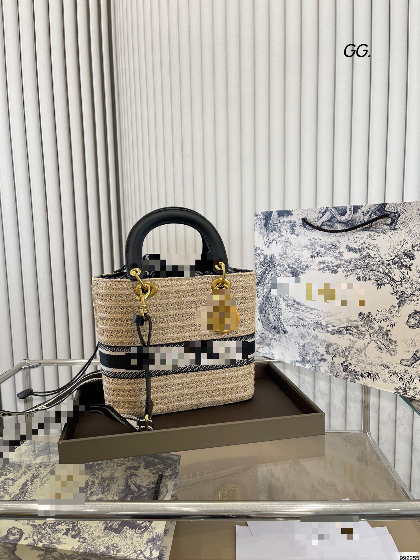 Style de tissage exclusif pour le début du printemps, portant un haut du corps de princesse haut de gamme et magnifique