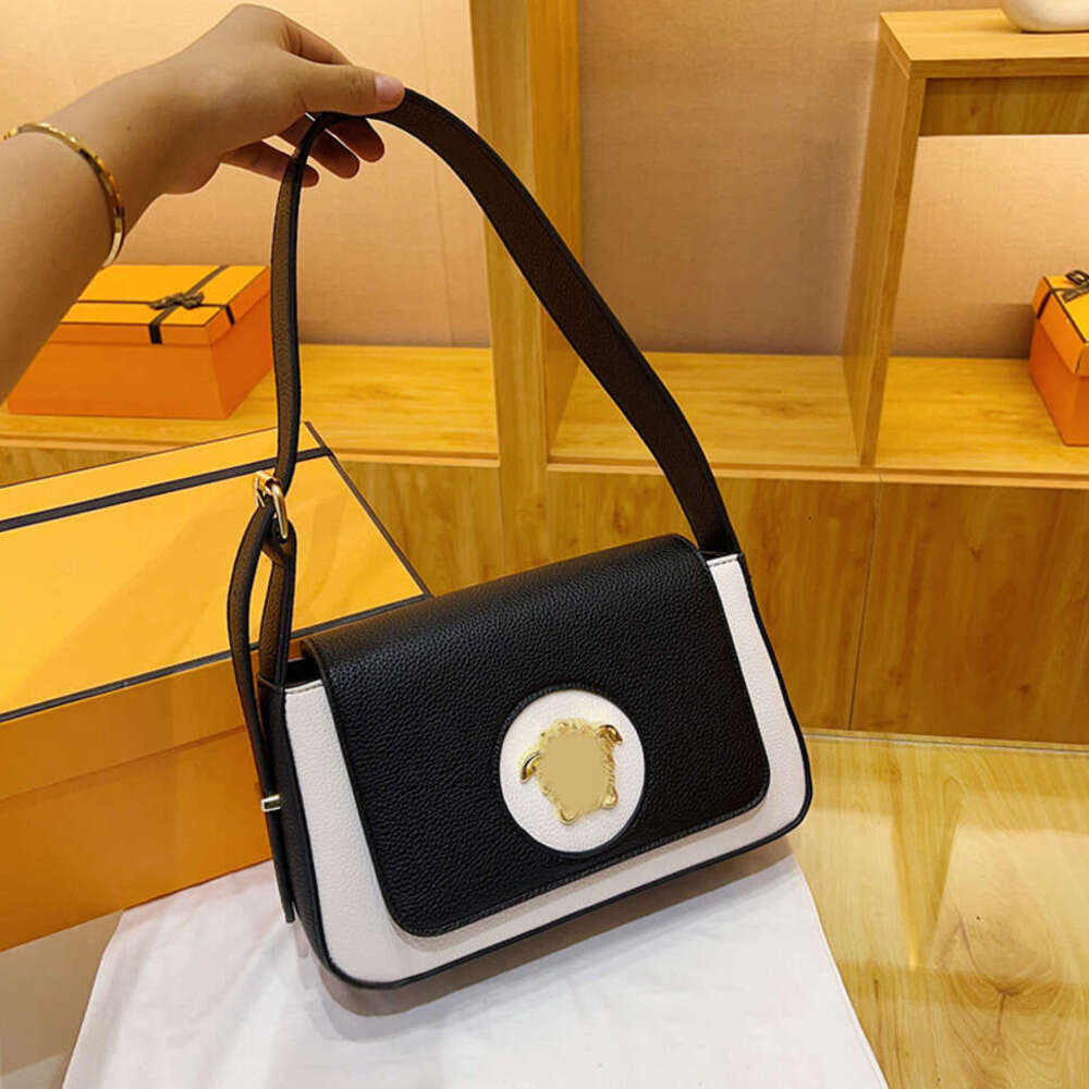 2024 Designer Versages Bag Vercaces Handbag New Fashion One Shoulder Crossbody Bag Bags Handbag Minimalist Underarm Bag Black-image-826841843