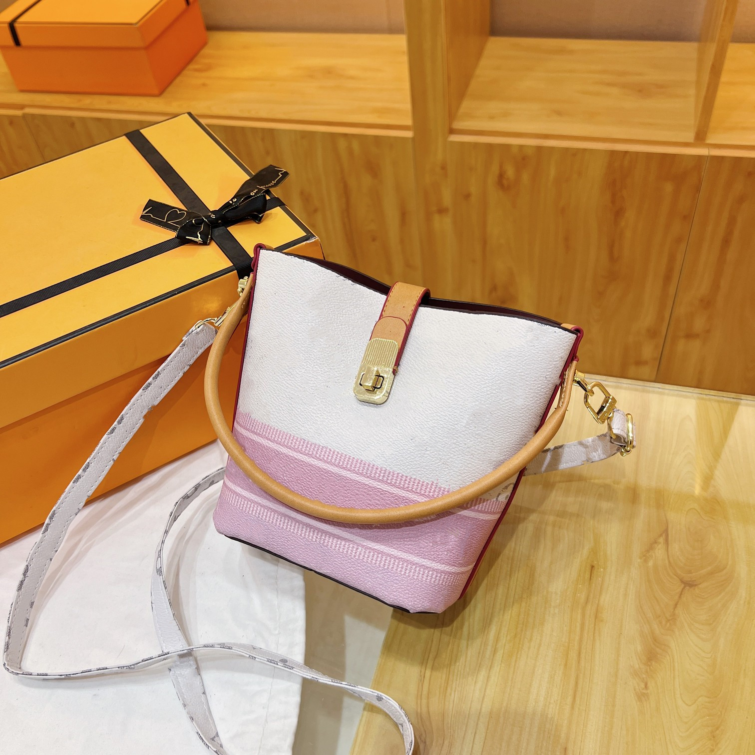 Sac à main à la mode pour femmes, petits sacs seau simples, petit sac à bandoulière, nouvelle collection 2023