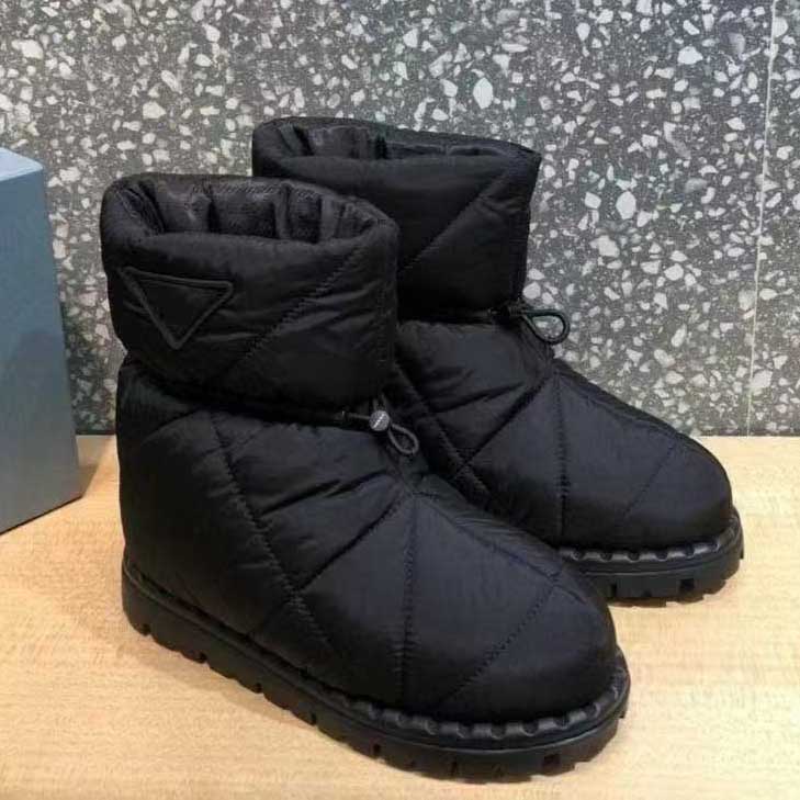 Dupe Slippers Designer Boots Women Quilted Nylon Slip-on Shoes Winter Space Shoes Lady Warm Short Boot Designers Sneakers