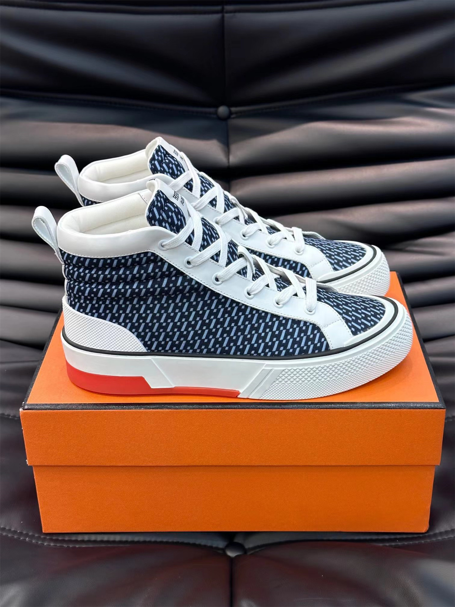 Mode populaire 23S / S hommes Trail Sneaker chaussures haut de gamme en cuir de veau daim baskets en peau de chèvre Top marque en gros Discount h