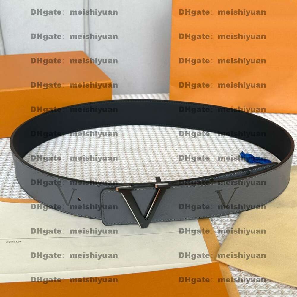 High-quality Designer Brand Belt Fashion Calfskin Men Casual Belt Width 40mm Letter Smooth Buckle Classic Print Plaid Mens Womens Business Formal De