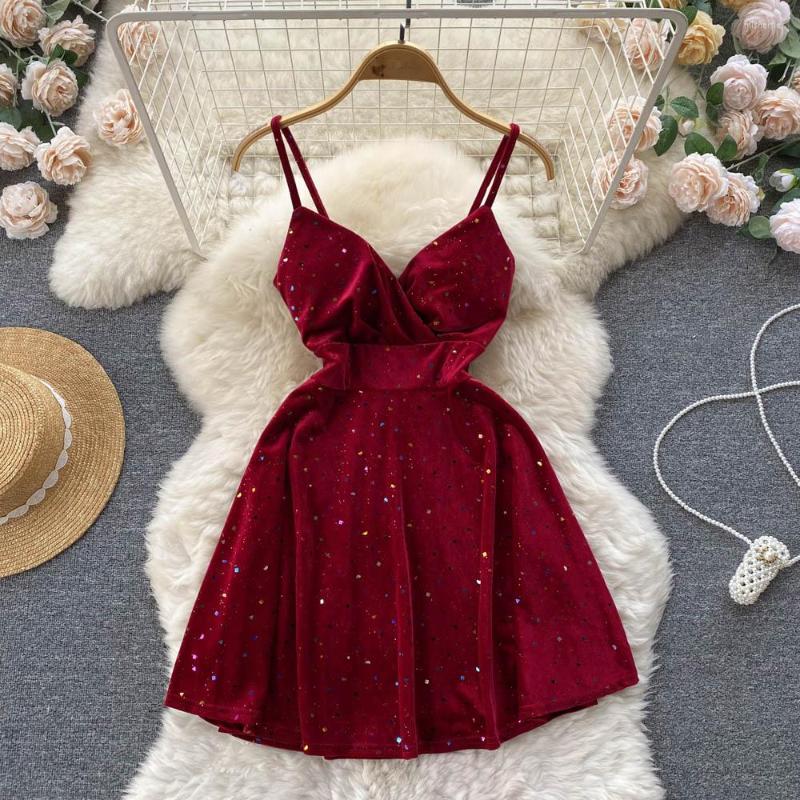 

Casual Dresses Design Sense Sparkling Sequins Temperament Celebrity Dress Women' High-end Thin Tube Top Suspender A-line Skirt, Black