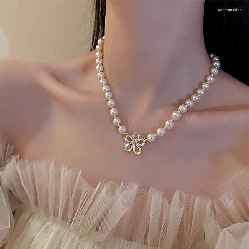 

Pendant Necklaces Exquisite Imitation Pearl Choker Fashion Simple Clavicle Chain Wedding Jewelry Gifts For Women Clothing Accessories