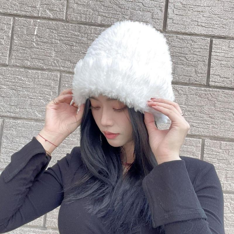 

Berets Lady Cap Solid Color Women Bonnet Skin-touch Headwear Winter Hat, White