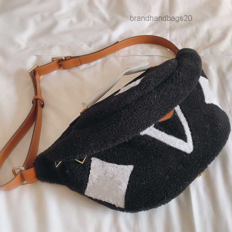 

Mens Womens Winter Teddy Waist Bag Designer Chest Bags Crossbody Lamb Wool Genuine Soft Fur Bumbag Classic Shoulder Belt Bag brandhandbags20, White3