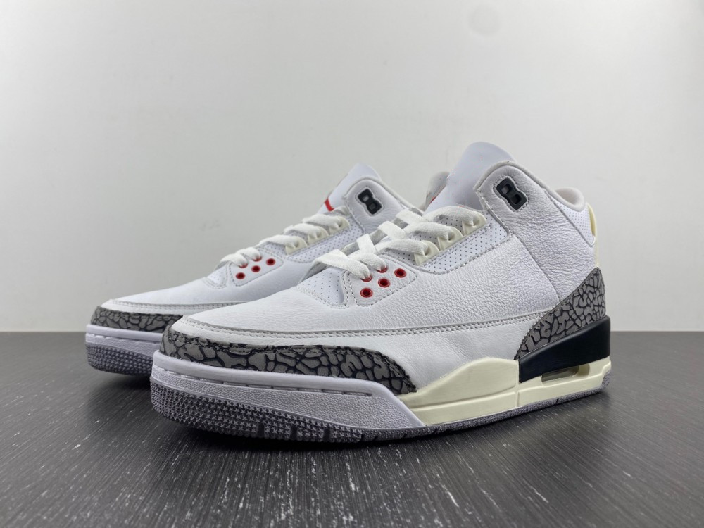 

jumpman 3 sRetro basketball shoes man sneakers White Cement Reimagined Shoes 2023 Have large size 12-13 with Double box