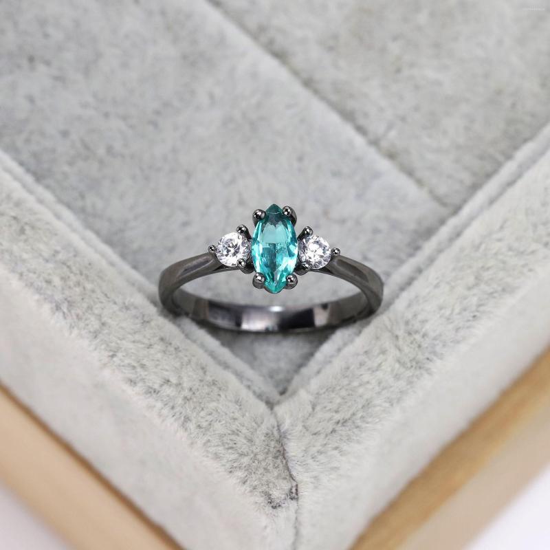 

Cluster Rings S925 Sterling Silver Plated Gun Black Ring Simple Oval Diamond