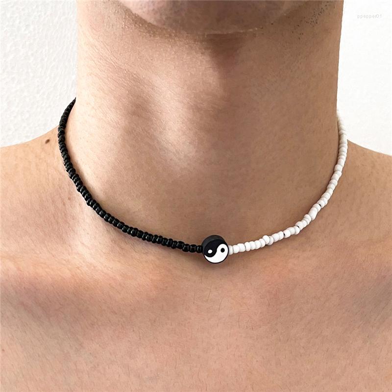 

Pendant Necklaces Chinese Style Tai Ji Short Necklace Creative Black White Bead Choker For Men Women Fashion Punk Party Accessories