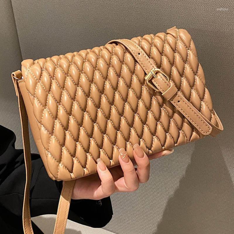 

Evening Bags 2023 Fashion Luxury Designer Shoulder Texture Messenger Simple Western Style Handbag For Women, Black