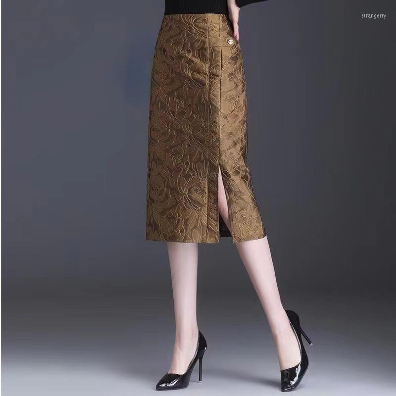 

Skirts 2023 Spring Fall Women High Waisted Dobby Floral Black Golden Mid Calf Skirt Woman Office Lady Elegant Flower 3xl 4xl