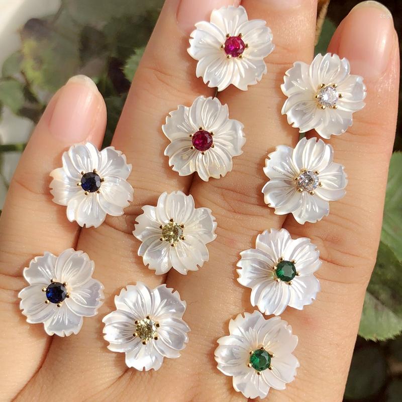 

Stud Earrings Natural Freshwater Shell Pearl Small Flower Round Colorful Crystal Cubic Zirconia Stone Women Gold Earings Jewelry