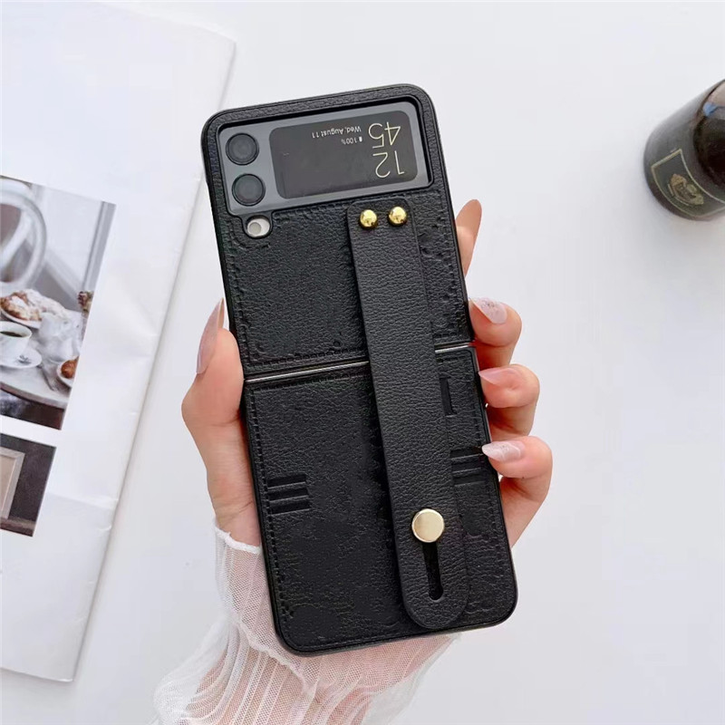 

Fashion Lambskin leather Wristband Solid Color Case for Samsung Galaxy Z Flip 3 5G Z Flip 4 Zflip 2 Flip 3 Flip4 Shockproof Cover 8865, Style 1-g logo flower