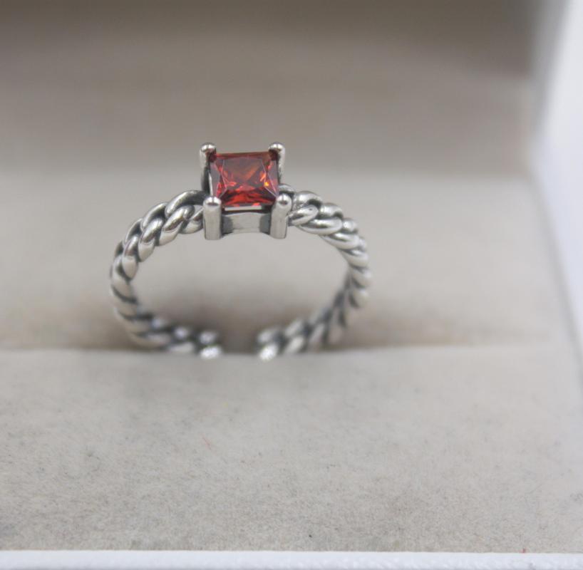 

Cluster Rings Pure S925 Silver Ring Woman's Red Garnet Small Weave Open US Size 6-9