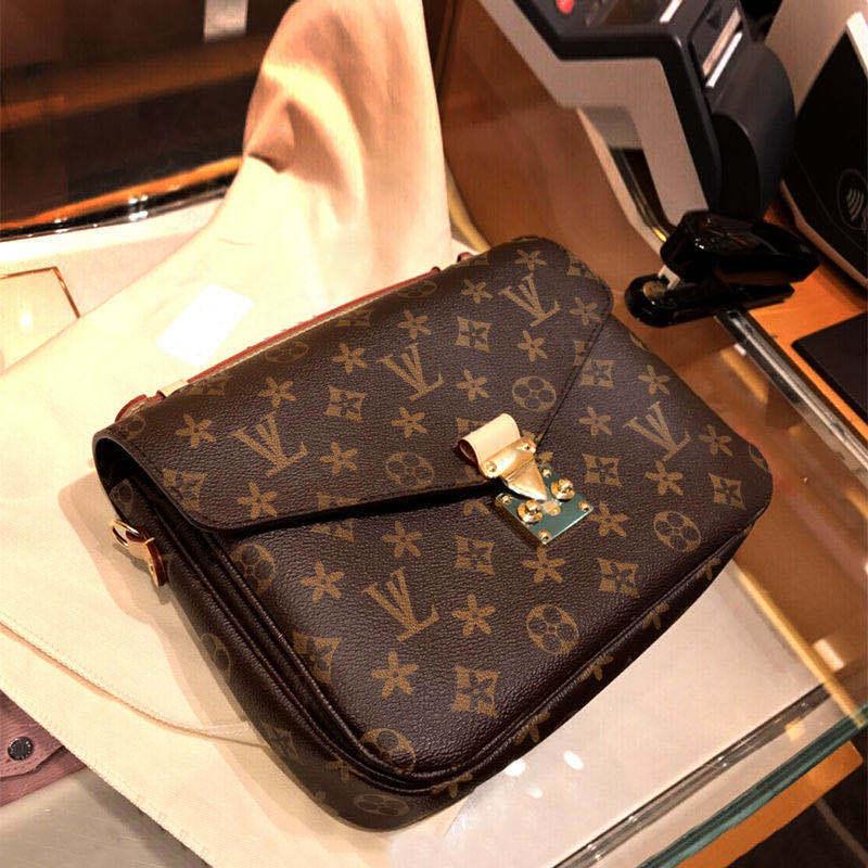 

Woman handbag Bag Date code serial number Quality Leather women purse messenger shoulder body POCHETTE METIS handbags louise Purse vutton Crossbody viuton Bag, Embossed red