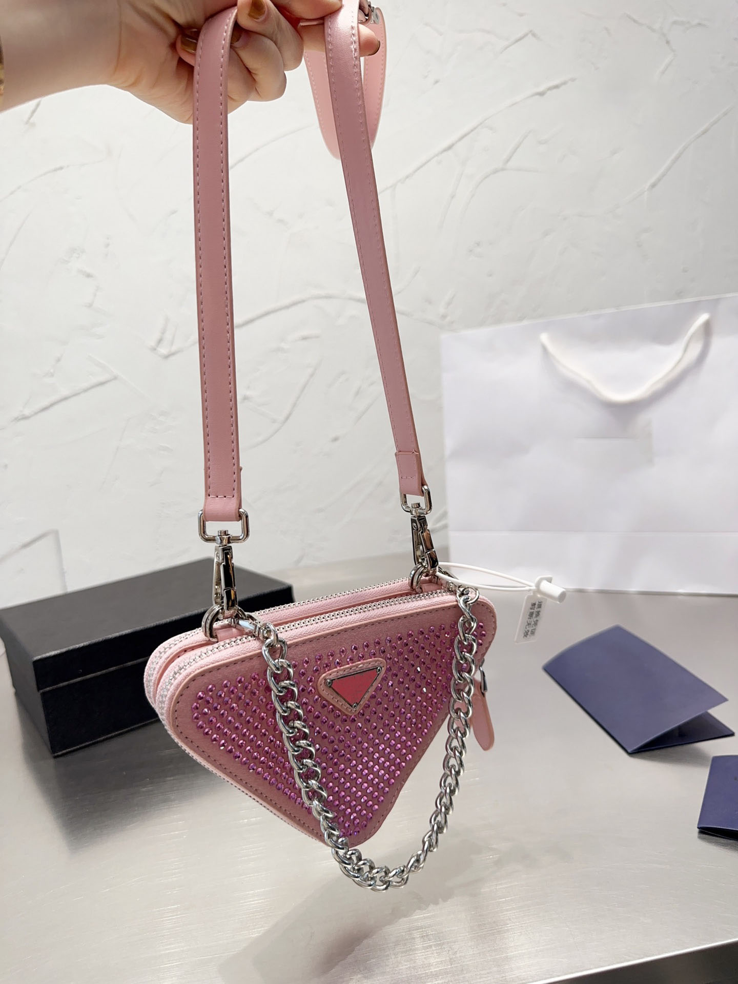 

Fashion Designer Crossbody Bag Black Purses Designers Woman Handbag Lady Crystal Triangle Clutch Shoulder Bags Wholesale Small The Tote Bag Classic Brand Saddle, Pink