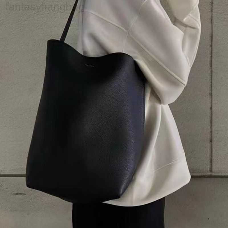 

Designer Luxury The Row Bags For Womens Handbags Crossbody Purses Large Capacity Totes 7A High Quality Multicolour Fashion Lnclined Shoulder Black Walle J797, Medium white