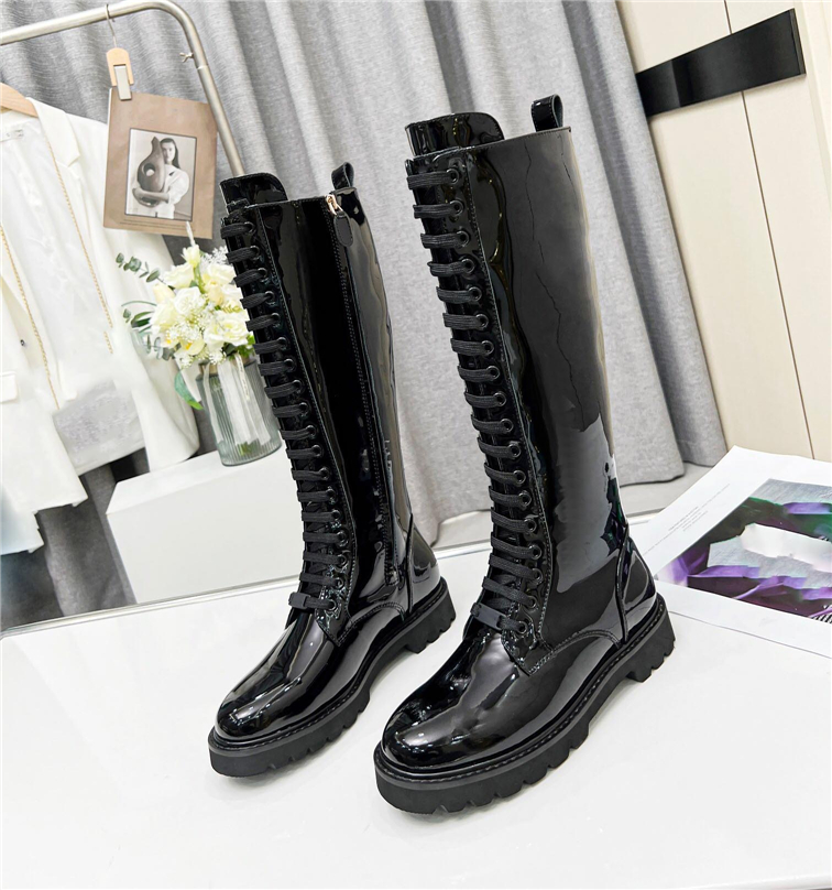 

Luxury Designer Territory Flat High Ranger Boots Iconic Branded Women Ankle Boot Laureate Platform Desert Calfskin Chunky Martin Winter Sneakers With Original Box