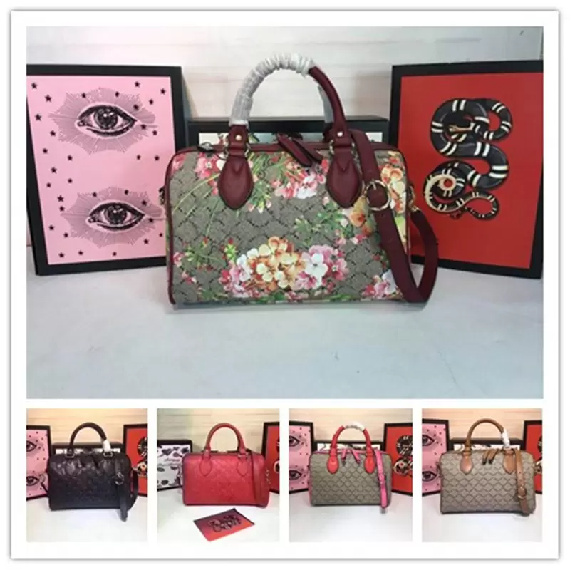

Designer Luxury Plus 409529 Signature Bicolor Blooms Red 2WAY bag Shoulder Bag Size 28x17x15cm