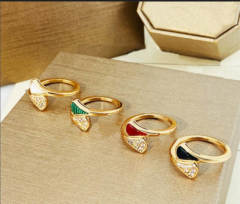 

Extravagant Simple heart Love Ring Gold Silver Rose Colors Stainless Steel Couple Rings For Women designer ring Jewelry Lady Party Gifts