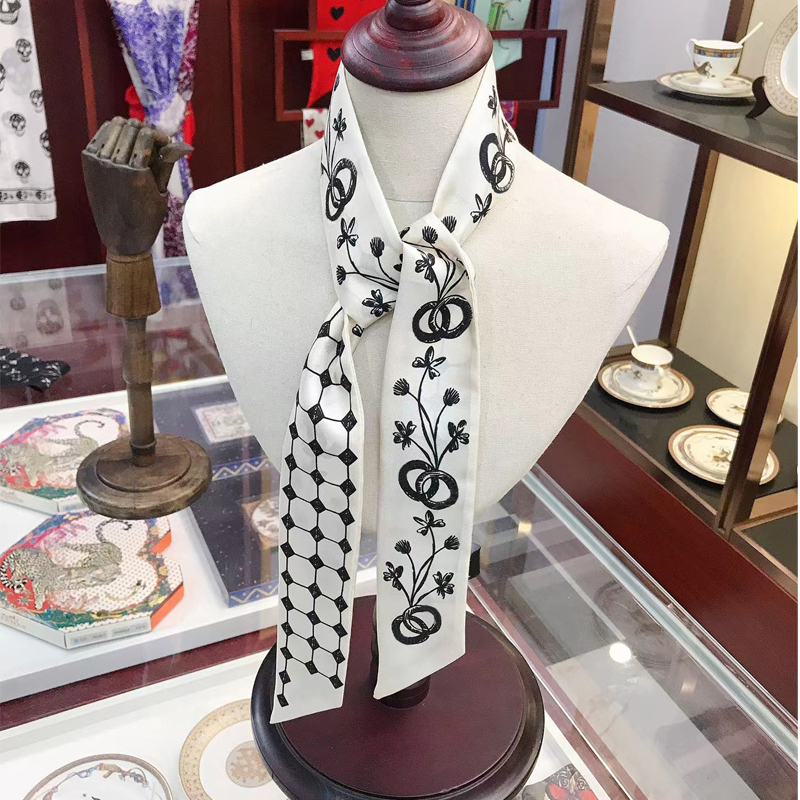

2022 High-end designer classic print autumn/winter women's silk scarf handbag hairband size 6x120cm