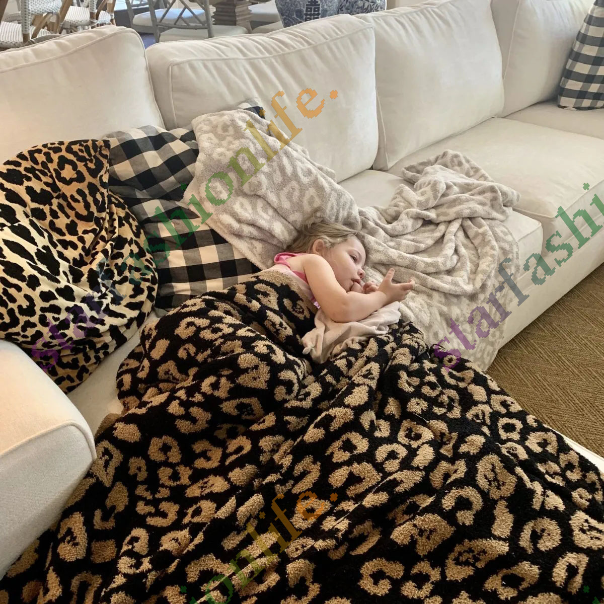 

Flange half velvet knitting leopard print blanket plus velvet air conditioning woven cross-border dream sofa cover