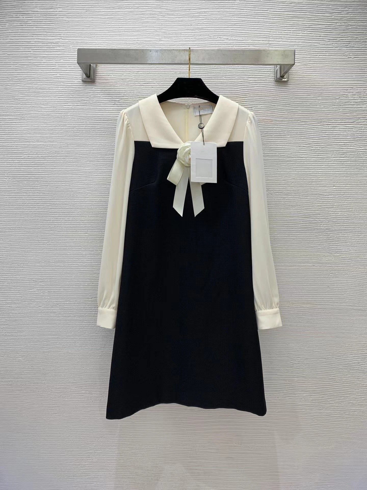 Milan Runway dresses 2023 New Spring Summer Lapel Neck Long Sleeve Panelled Designer Sundress Brand Same Style Dress 0104-10