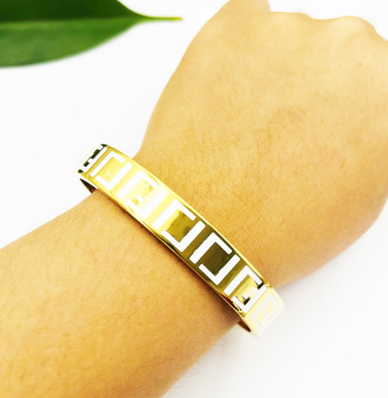 

Top Charm Bracelets bangle for women and mens Party jewelry for Couples Lovers engagement gift NRJ