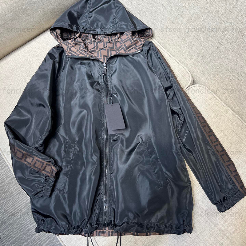Tendance des survêtements pour femmes Tourneux Suisse de sport à vent Designer Casual Fashion Coats Spring Automn Couple Couple With Brand Letter